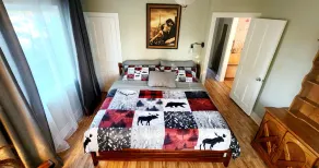 Georgian Bay Cottage- Hot Tub/Sauna/Trail/Run/Bike/Swim//Marina! - Image 4