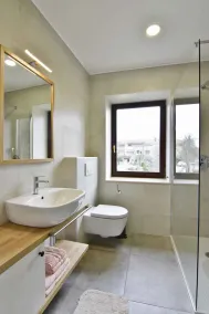 Holiday home modernly equipped for groups, families and friends - Image 5