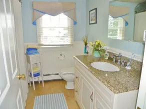 Spacious Family Home in Desirable Katama - Easy Access to Beach and Town! - Image 3