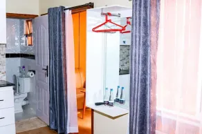 Lux Suites Lakeview Cottages Ruiru - Image 3