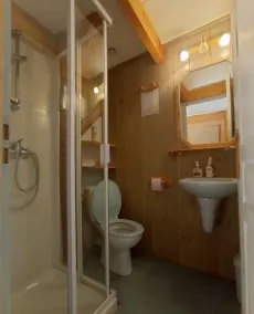 Family chalet in Verchaix - Image 2