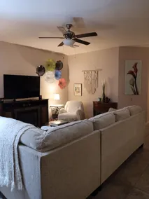 Comfortable Townhome in park like setting. Close to everything! - Image 5