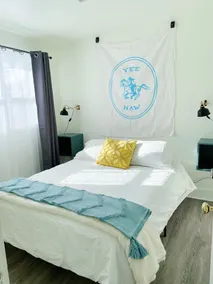 Suite 106 | 2 Bed / 2 Bath + Living & Kitchen - Image 3