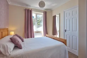 Une belle maison de ville de trois chambres sur l'esplanade de Shanklin avec 15% de réduction sur le voyage en ferry - Image 5