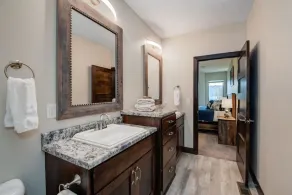 Beautiful Newly built Bayside Lake Front Condo! - Image 5