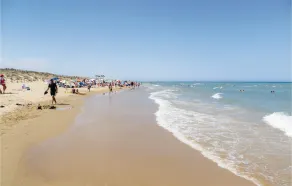 Nice Apartment In Torrevieja With Wifi - Image 4