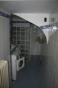 Gite sleeps 2/4 in the large XVIIIth century building of an estate with swimming pool - Image 2