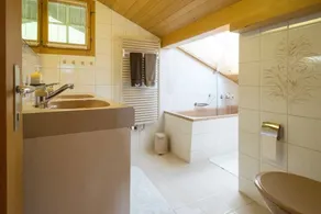 Gstaad Duplex Flat - Fantastisk sjöchalet med damm - Image 4