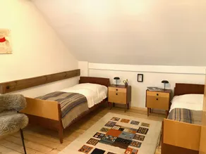 Guesthouse 'Schlamau19 - Under the Walnut Tree' Apartment with 2 Guest Rooms, Shared Kitchen and Garden - Image 5