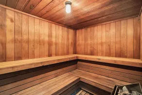 Prime Space Coast Location! 2BR Oceanfront, Pool, Hot Tub, Tiki Bar at Discovery Beach Resort! - Image 2