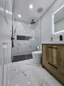 Private home near all major local events 6BD-3BAT for up to 14 guests. - Image 3