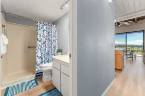 Convenient to downtown Kihei, across famous Charley Young Beach, 3 pool, tennis courts MV3407 - Image 4