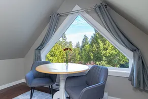 \"The Loft Suite\". - Image 2