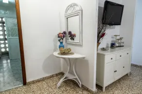 Swimming pool, tennis, parking wifi 100 mts from the beach. Centrally located. Suitable for pets. AACC - Image 2