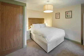 Host & Stay - St Mary's Riverside - Image 5