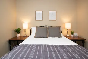 King bed - Pet Friendly - Jameson's Place - Image 5