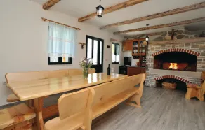 Trevligt hem i Lisane Ostrovicé - Image 4