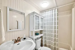 Waterfront Scallop & Fish Spot! Private Dock 2 boats + Ice Machine—Pet Friendly - Image 5