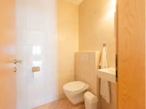Apartment With Fantastic View - Image 4