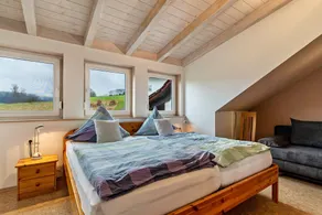 Apartamento 'Sonnenschein' com vista para a montanha, terraço partilhado e acesso Wi-Fi - Image 5