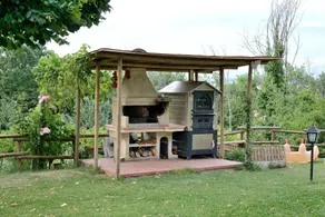 Holiday Home 'Casale Storico XVII Sec - Rosa' with Mountain View, Shared Pool and Wi-Fi - Image 5
