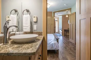 Luxuoso Duplex Chalet - Ski in / ski out - Capacidade 12 - Private Hot Tub & Lavanderia - Image 3