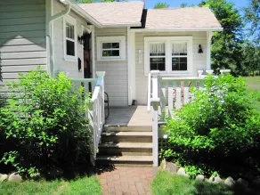 Harbor Springs Cottage In The Woods - Image 5