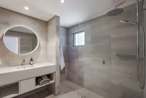 Shore House Eagle Bay - Panoramic Ocean Views - Image 3