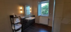 Acogedor apartamento totalmente equipado con jardín | Vistas a la naturaleza - Image 2