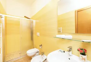 Detached  Villa, 55 square meters, on the ground floor with private garden of 150 square meters with barbecue and sunbeds - Image 4