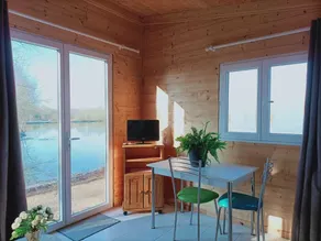 LAKESIDE COTTAGE - Image 5