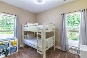 Family cabin with hot tub, mountain views, game room, near National Park! - Image 4