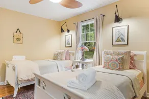 Chef’s Kitchen, Fire Pit & Hot Tub | Quiet Escape + Biltmore Pass - Image 2