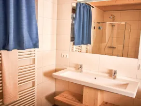 Angenehme Wohnung in einem Ferienhaus für 6 Gäste mit  W-LAN, TV, Terrasse und Haustiere erlaubt - Image 4