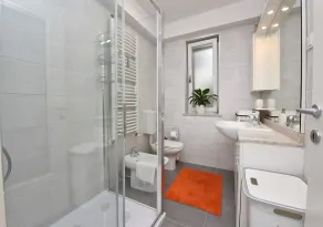 Apartment Vita with Terrace and Garden View - Image 2