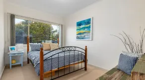 Spacious 3 bedroom family holiday house (sleeps 8) - Image 4