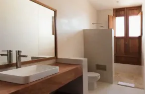 los cuatro patios - Image 4