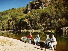 Das malerische Indian House Bluff Cottage liegt abgeschieden über dem Gasconade River Valley - Image 3