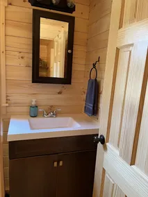 Mourning Dove, a luxurious Lancaster cabin in French, NY. - Image 2