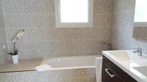 Walking distance to Uzes. Family friendly villa with pool, private surroundings. - Image 4