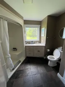 Luxury House in the Cavendish Area with Pool, Hot Tub and Air Conditioning - Image 5