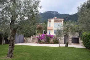 Villa Oleandri, con Piscina privata e Vista Lago - Image 4