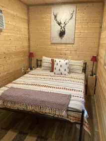 Cozy container cabin nestled in the Angelina National Forrest! - Image 5