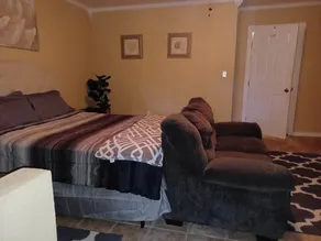 Three bedroom House - Image 5