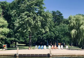 Lakefront 5BR with 300ft private beach, sunsets, firepit, kayak, paddle board - Image 3