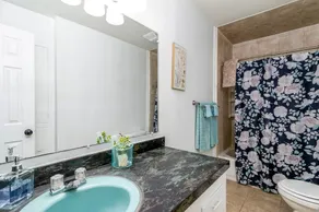 Double Diamond Rentals - Comfortable 4-bdr Home - Image 5
