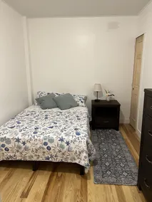 Newly  renovated spacious apartment overlooking Greene NY - Image 3