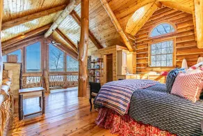 Beautiful Rustic Lakehouse in Michigan, gorgeous views and total relaxation - Image 4