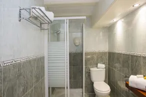 Singular Stays Botanico Room I - Image 4