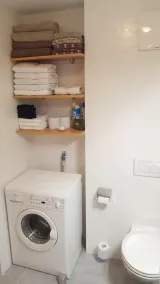 Apartment with garden - Image 5